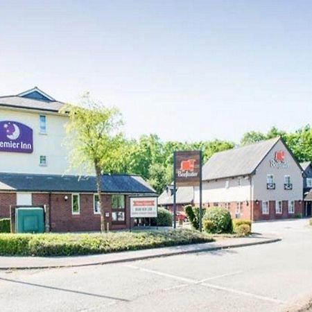 Premier Inn Newport Wales Buitenkant foto
