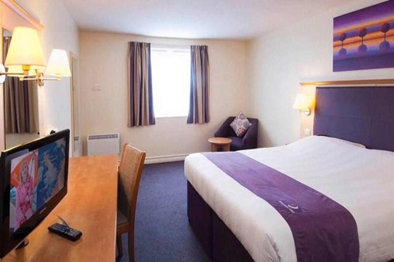 Premier Inn Newport Wales Buitenkant foto